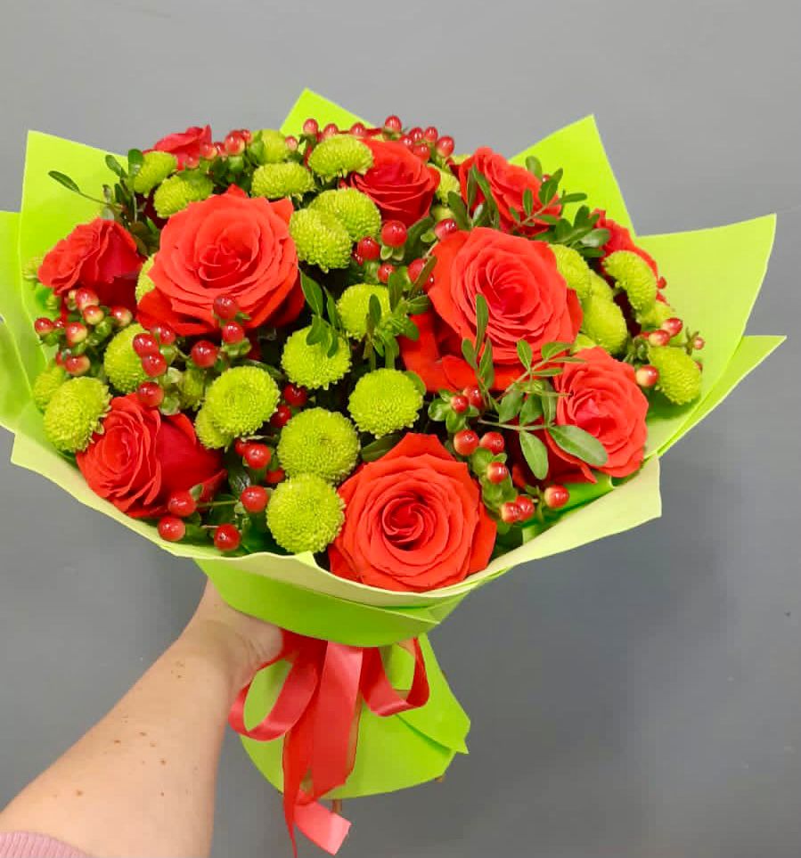 Букет цветов из: Хризантемы и Розы в Большесидоровском