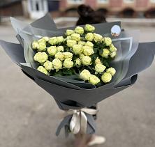 Букет Белые кустовые розы Солинеро в Большесидоровском