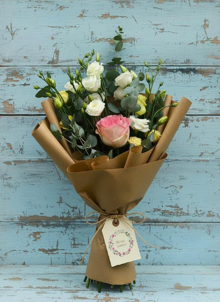 Букет цветов из: Розы и Лизиантусы в Большесидоровском