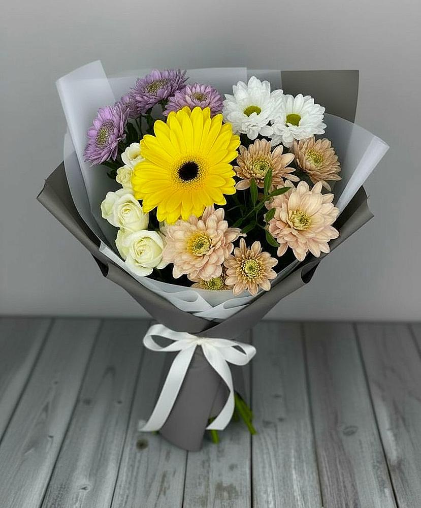 Букет цветов из: Розы, Герберы и Хризантемы в Большесидоровском