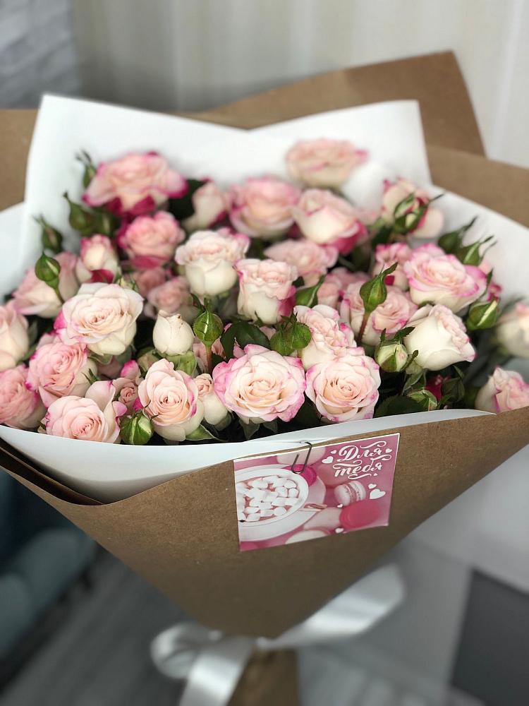 Букет цветов из: Розы в Большесидоровском