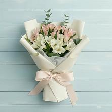 Букет цветов из:  Альстромерии в Большесидоровском
