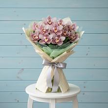 Букет цветов из:  Орхидеи и Розы в Большесидоровском