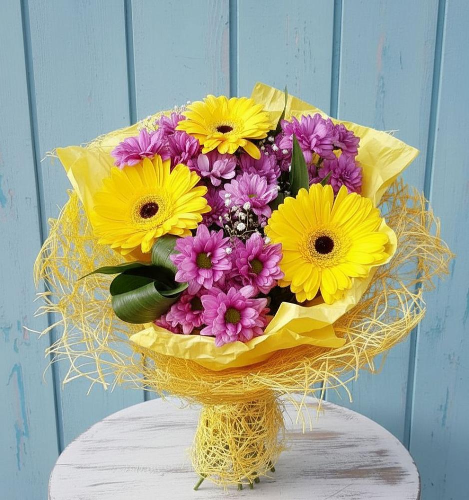 Букет цветов из: Хризантемы и Герберы в Большесидоровском