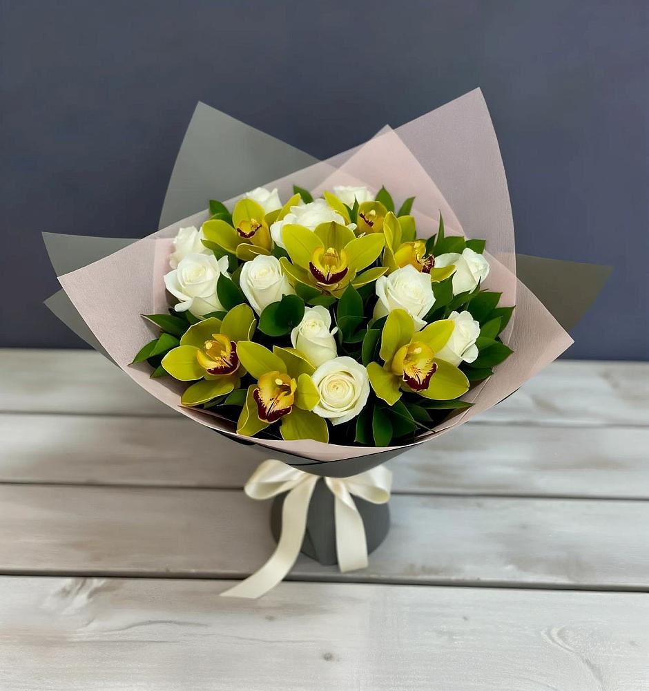 Букет цветов из: Орхидеи и Розы в Большесидоровском