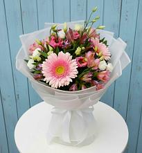 Букет цветов из:  Герберы, Альстромерии и Лизиантусы #REPLACE_PRED# Большесидоровском