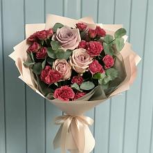Букет цветов из:  Гвоздики и Розы в Большесидоровском