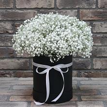 Цветочная композиция из Гипсофила в шляпной коробке в Большесидоровском