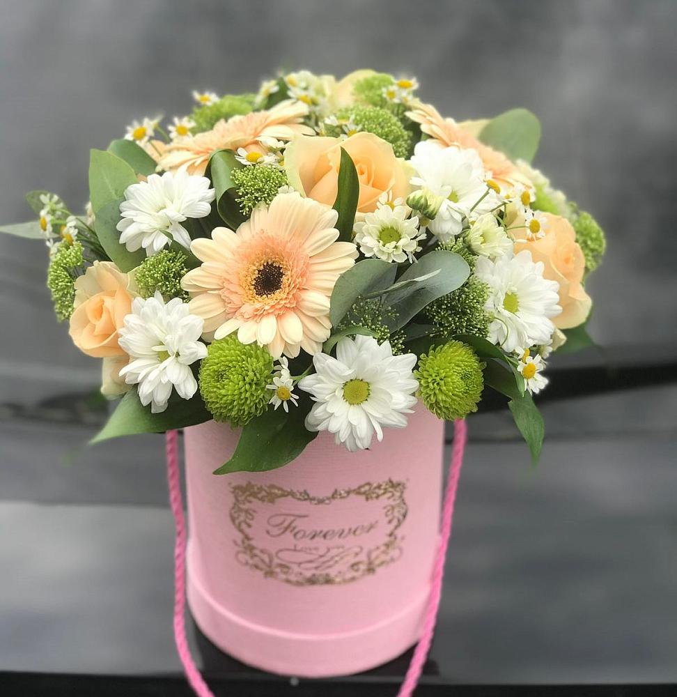 Цветочная композиция из Розы, Герберы и Хризантемы в шляпной коробке в Большесидоровском